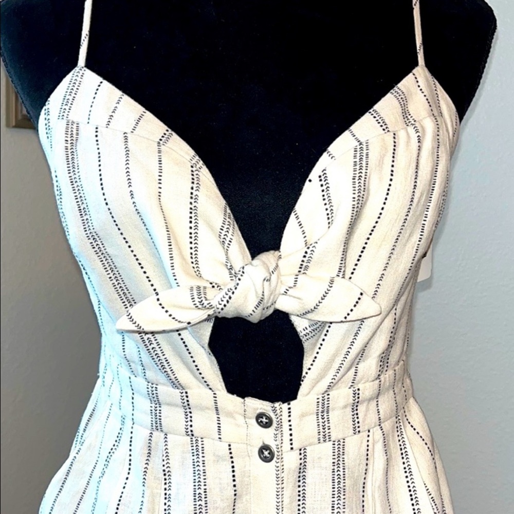 New! ASTR THE LABEL BOW TIE LINEN STRIPED DRESS SIZE MED
